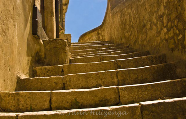 Staircase in Southeast Sicily, copyright Jann Huizenga