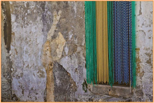 Plastic Beads to keep away flies in Sicily, copyright Jann Huizenga