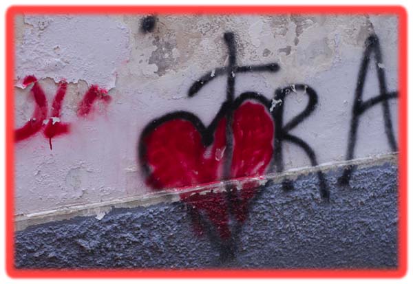 Love Graffiti in Sicily, copyright Jann Huizenga