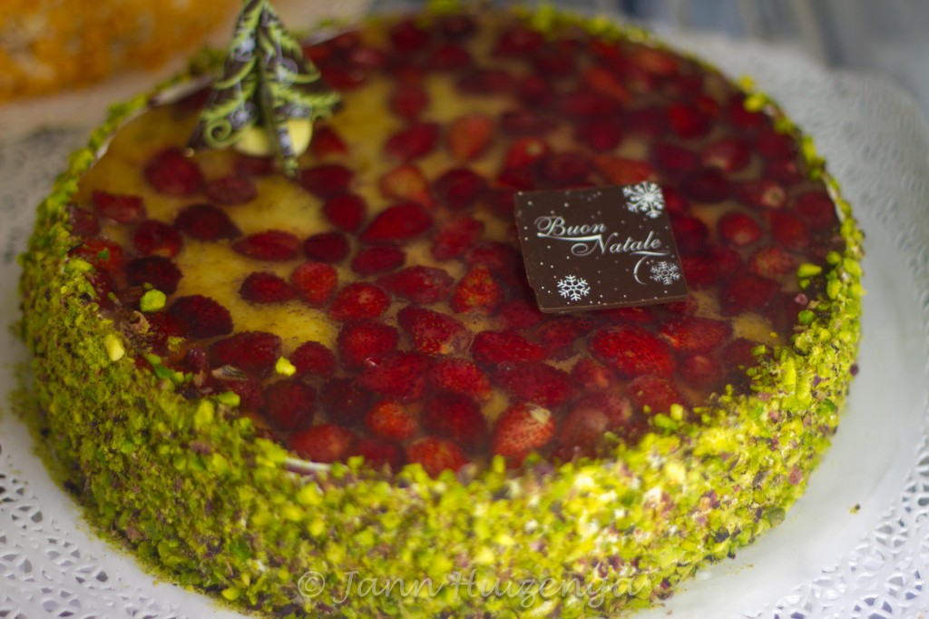 Christmas Cake in Sicily, copyright Jann Huizenga
