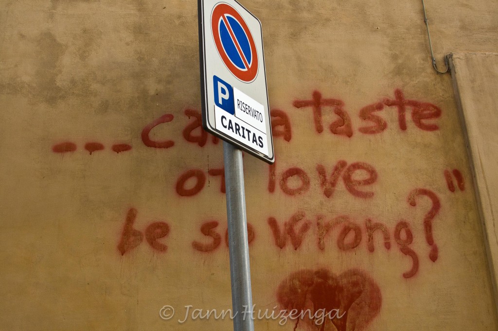 Love Graffiti in Sicily, copyright Jann  Huizenga