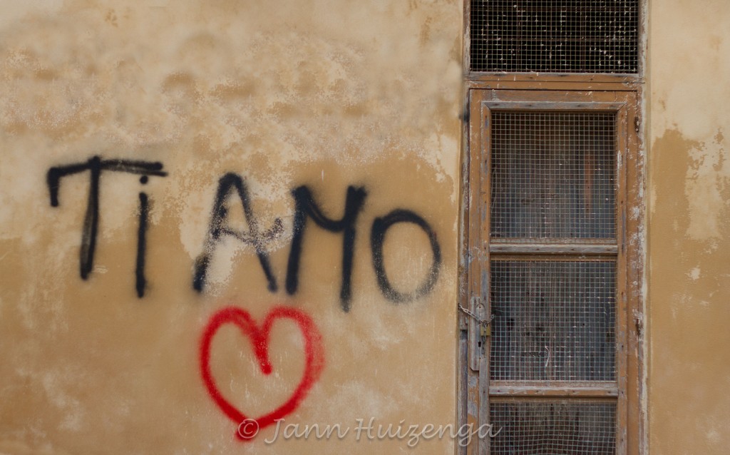 Love Graffiti on a Sicilian Wall, copyright Jann Huizenga
