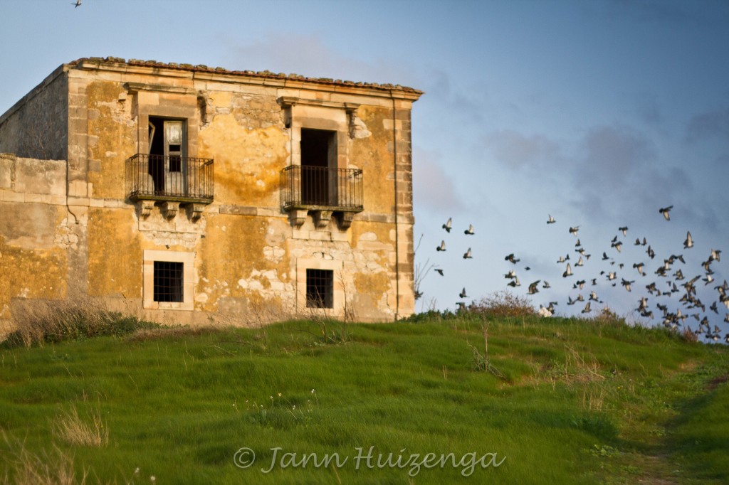 Abandoned House in Sicily, copyright Jann Huizenga