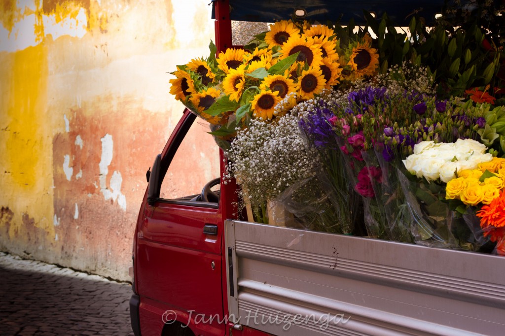 Flower Truck in Trastevere, Rome; copyright Jann Huizenga